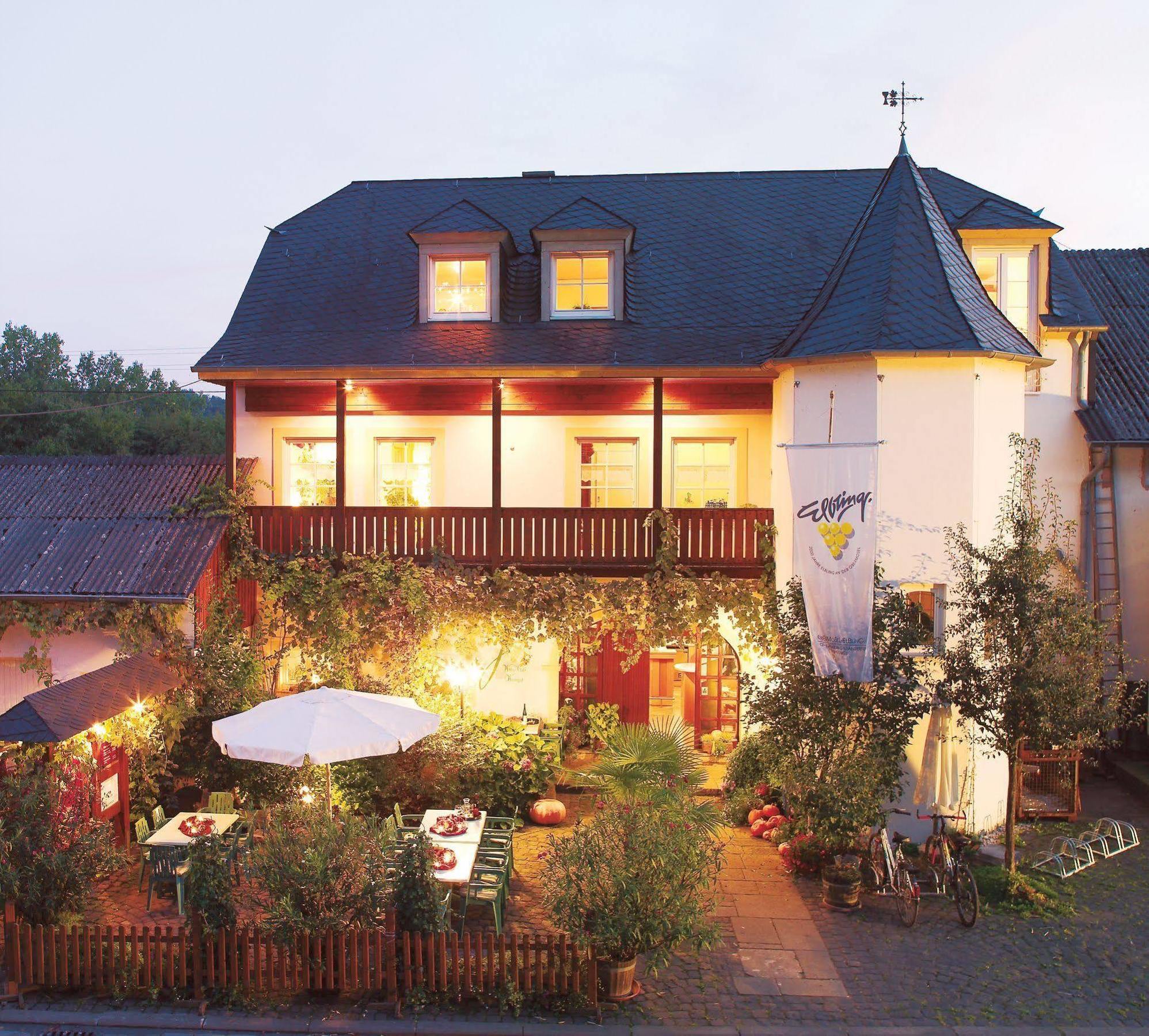 Hotel Johannishof Wein-Café&Gästehaus à Langsur Extérieur photo